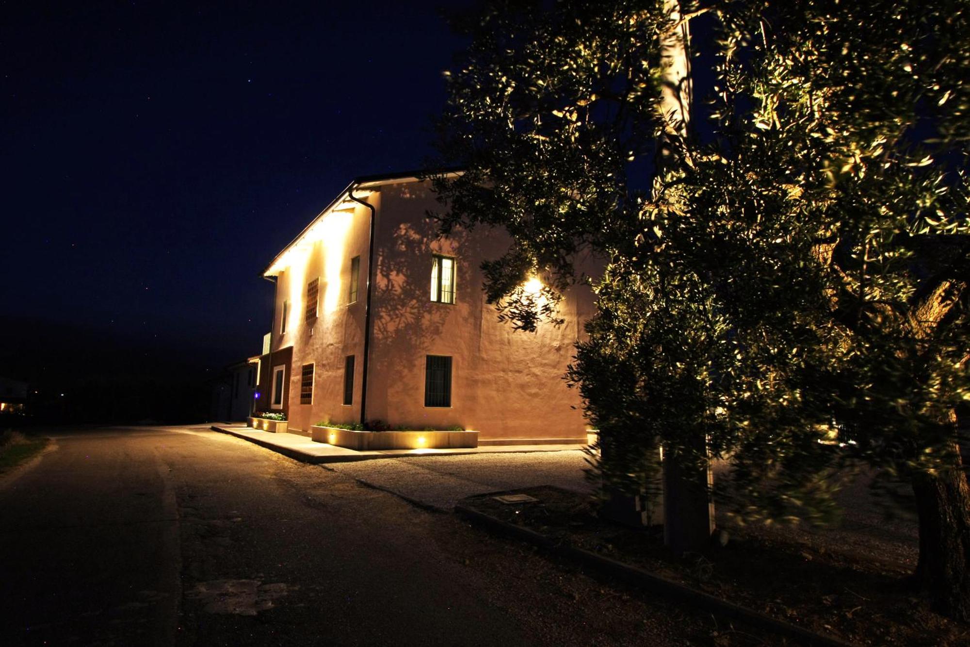 몬테카스트릴리 La Collina Del Girasole 빌라 외부 사진